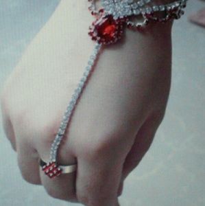 Bracelet Attached to a Ring stainless steel, New